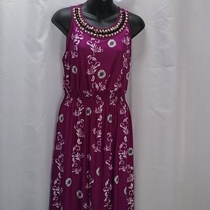 Jon and Anna, amazing purple sleeveless dress